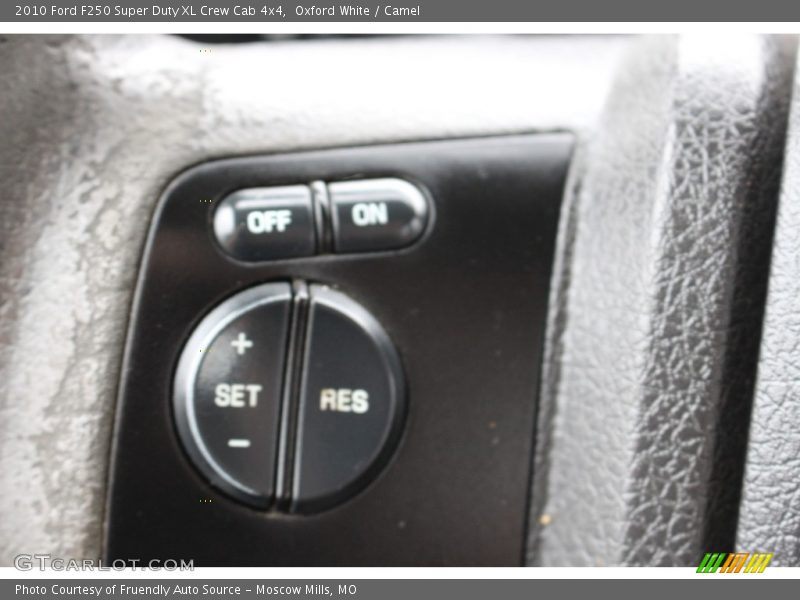 Oxford White / Camel 2010 Ford F250 Super Duty XL Crew Cab 4x4