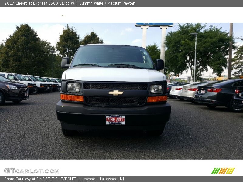 Summit White / Medium Pewter 2017 Chevrolet Express 3500 Cargo WT