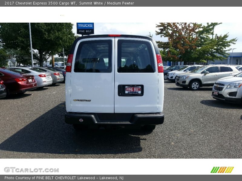 Summit White / Medium Pewter 2017 Chevrolet Express 3500 Cargo WT