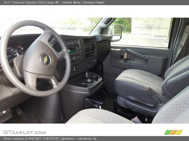 Summit White / Medium Pewter 2017 Chevrolet Express 3500 Cargo WT