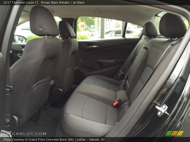 Mosaic Black Metallic / Jet Black 2017 Chevrolet Cruze LT
