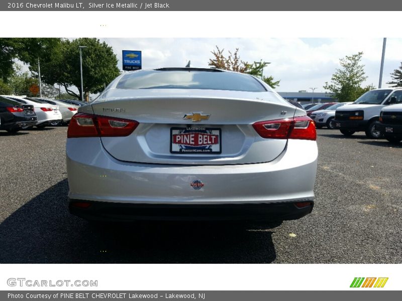 Silver Ice Metallic / Jet Black 2016 Chevrolet Malibu LT