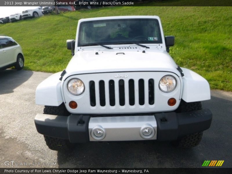 Bright White / Black/Dark Saddle 2013 Jeep Wrangler Unlimited Sahara 4x4