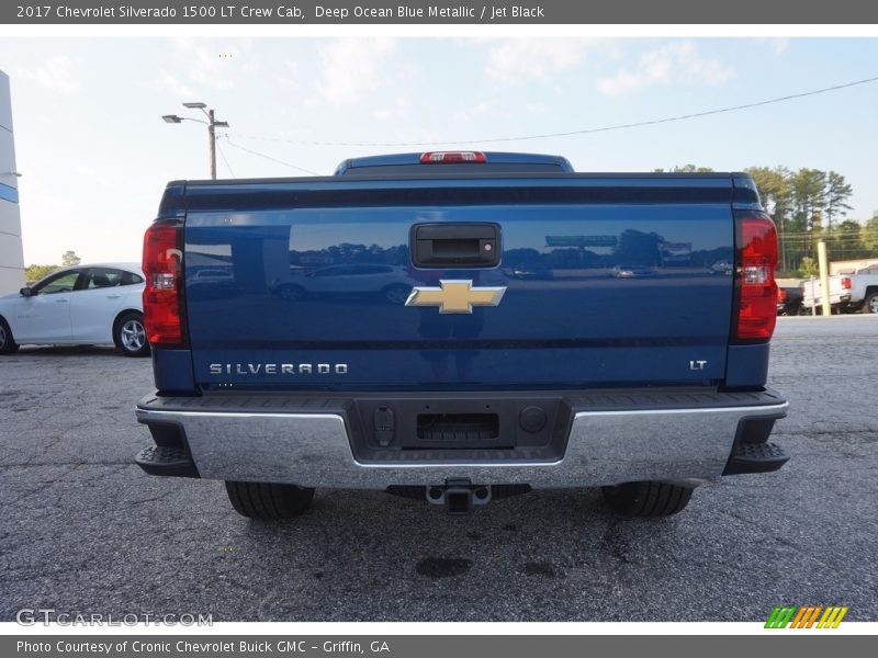 Deep Ocean Blue Metallic / Jet Black 2017 Chevrolet Silverado 1500 LT Crew Cab