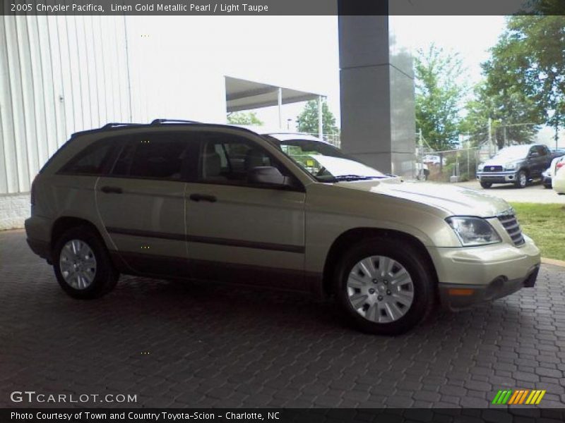 Linen Gold Metallic Pearl / Light Taupe 2005 Chrysler Pacifica