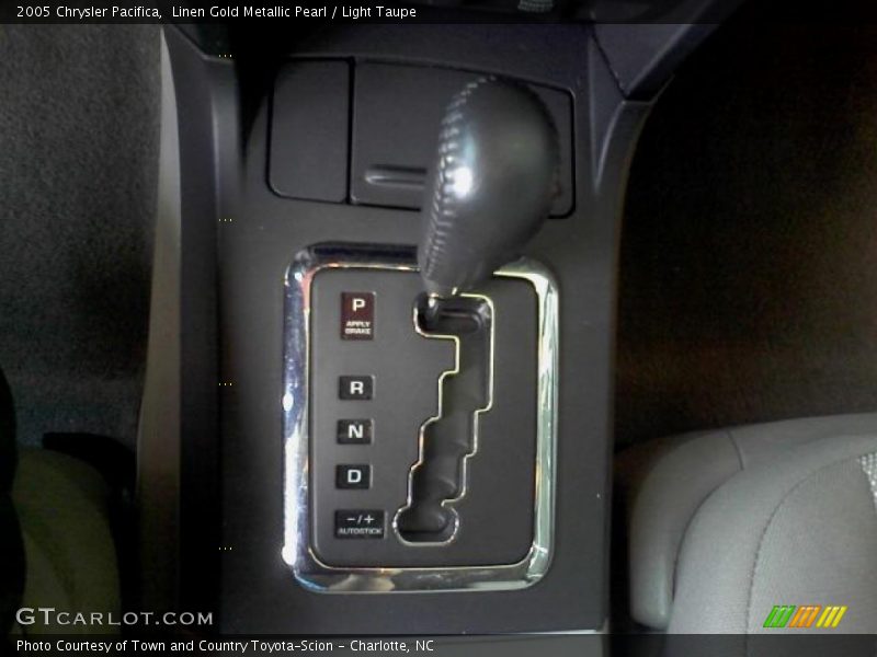 Linen Gold Metallic Pearl / Light Taupe 2005 Chrysler Pacifica
