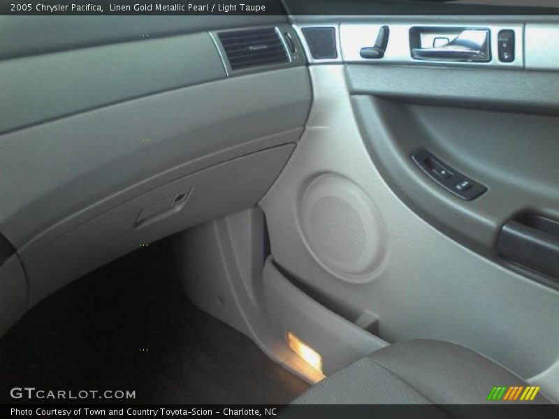 Linen Gold Metallic Pearl / Light Taupe 2005 Chrysler Pacifica