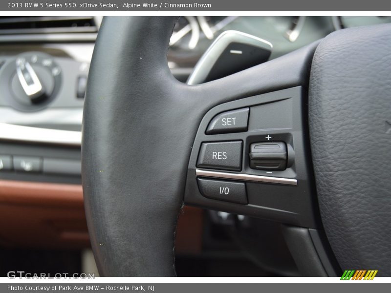 Alpine White / Cinnamon Brown 2013 BMW 5 Series 550i xDrive Sedan
