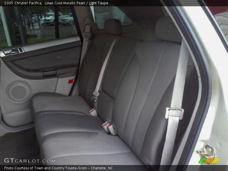 Linen Gold Metallic Pearl / Light Taupe 2005 Chrysler Pacifica
