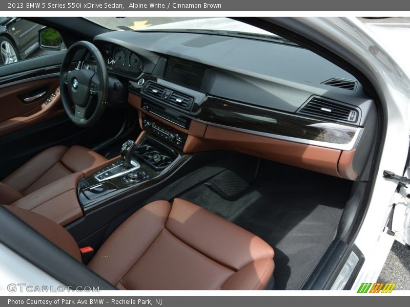 Alpine White / Cinnamon Brown 2013 BMW 5 Series 550i xDrive Sedan