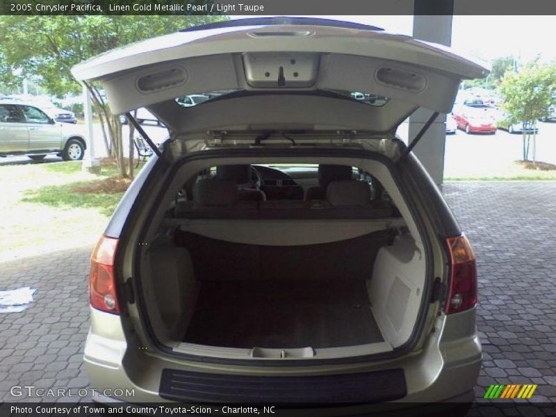 Linen Gold Metallic Pearl / Light Taupe 2005 Chrysler Pacifica