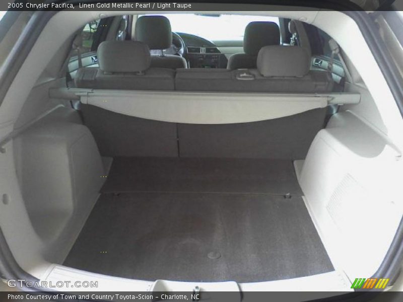 Linen Gold Metallic Pearl / Light Taupe 2005 Chrysler Pacifica