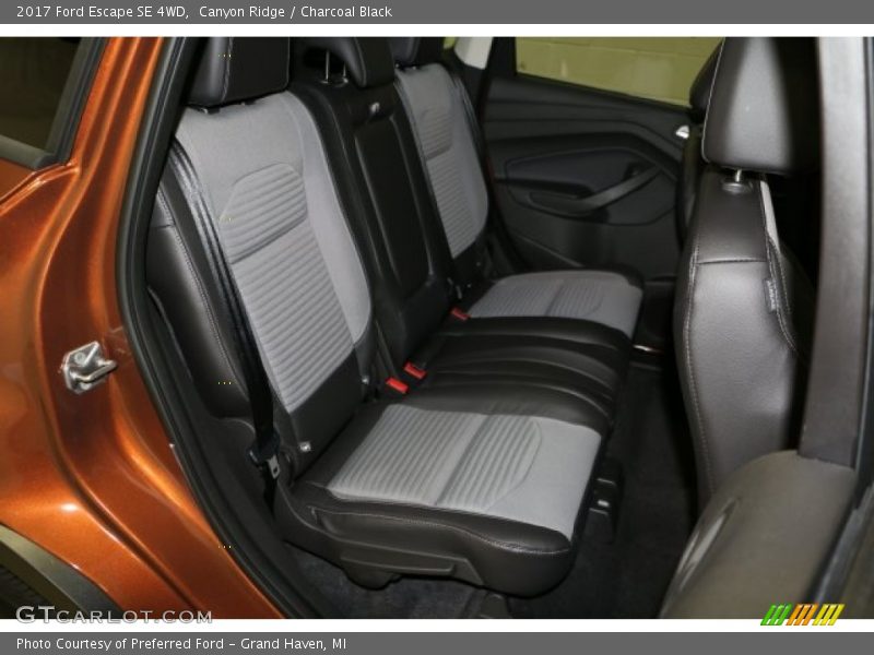 Canyon Ridge / Charcoal Black 2017 Ford Escape SE 4WD