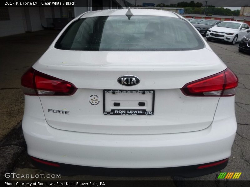 Clear White / Black 2017 Kia Forte LX