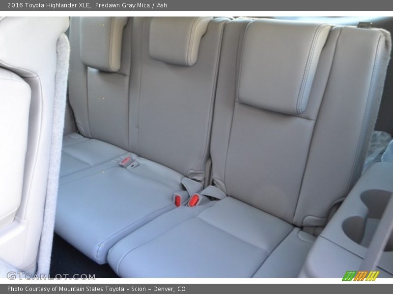 Predawn Gray Mica / Ash 2016 Toyota Highlander XLE