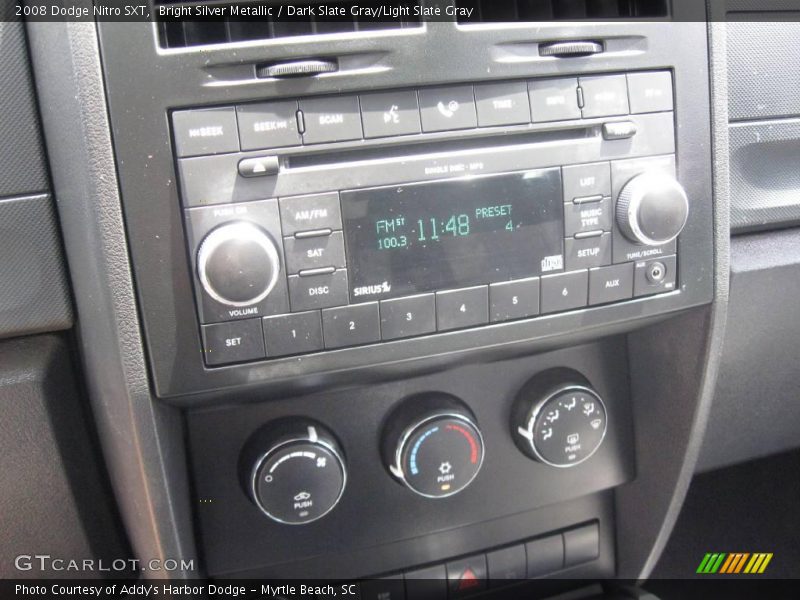 Bright Silver Metallic / Dark Slate Gray/Light Slate Gray 2008 Dodge Nitro SXT