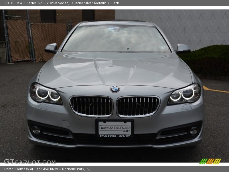 Glacier Silver Metallic / Black 2016 BMW 5 Series 528i xDrive Sedan