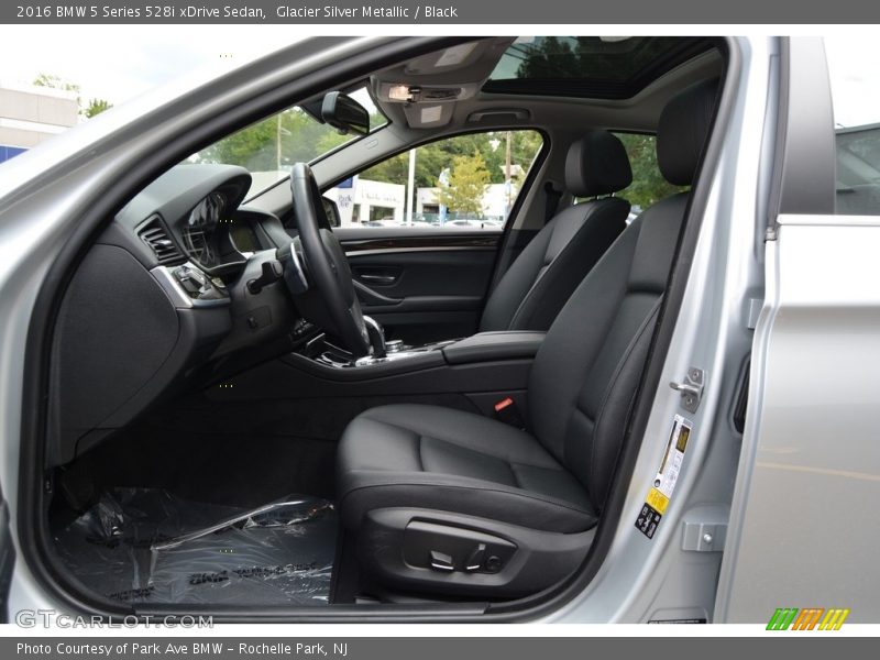 Glacier Silver Metallic / Black 2016 BMW 5 Series 528i xDrive Sedan