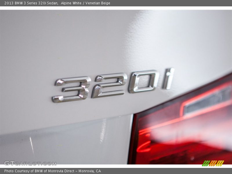 Alpine White / Venetian Beige 2013 BMW 3 Series 320i Sedan