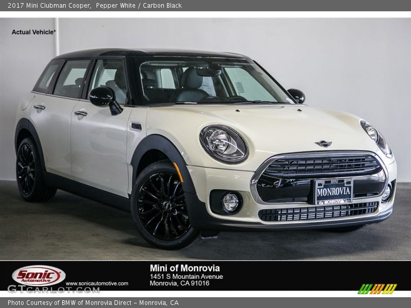 Pepper White / Carbon Black 2017 Mini Clubman Cooper