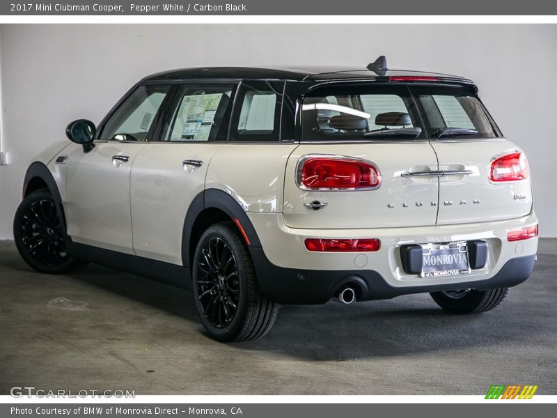 Pepper White / Carbon Black 2017 Mini Clubman Cooper