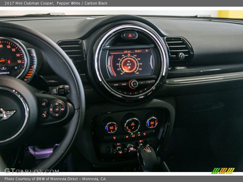 Pepper White / Carbon Black 2017 Mini Clubman Cooper