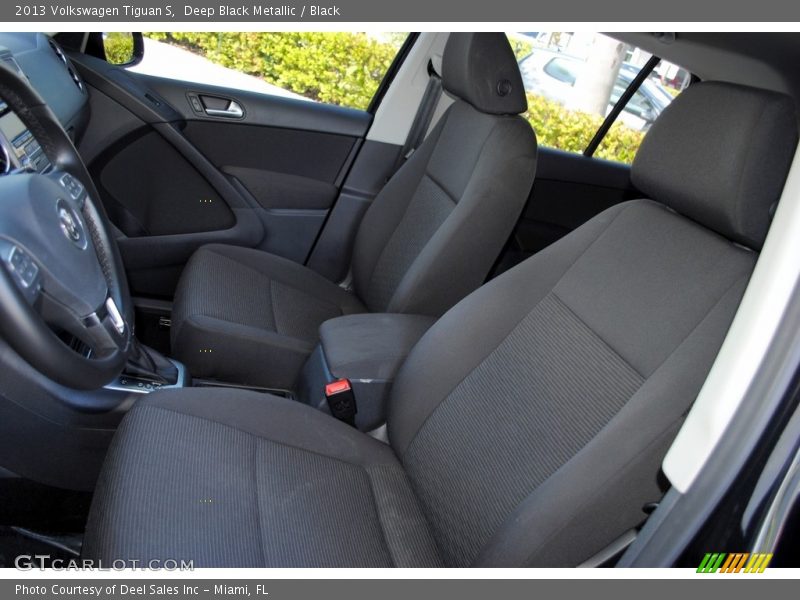 Deep Black Metallic / Black 2013 Volkswagen Tiguan S