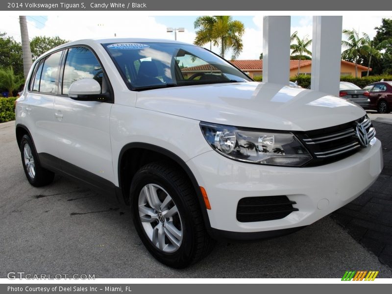 Candy White / Black 2014 Volkswagen Tiguan S