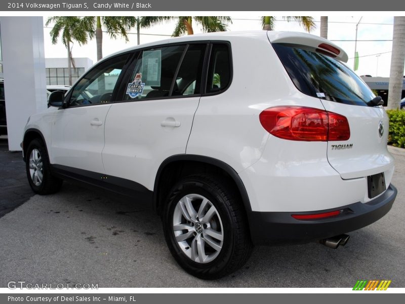 Candy White / Black 2014 Volkswagen Tiguan S