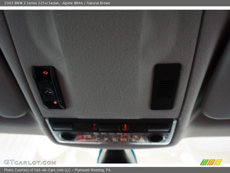 Alpine White / Natural Brown 2003 BMW 3 Series 325xi Sedan