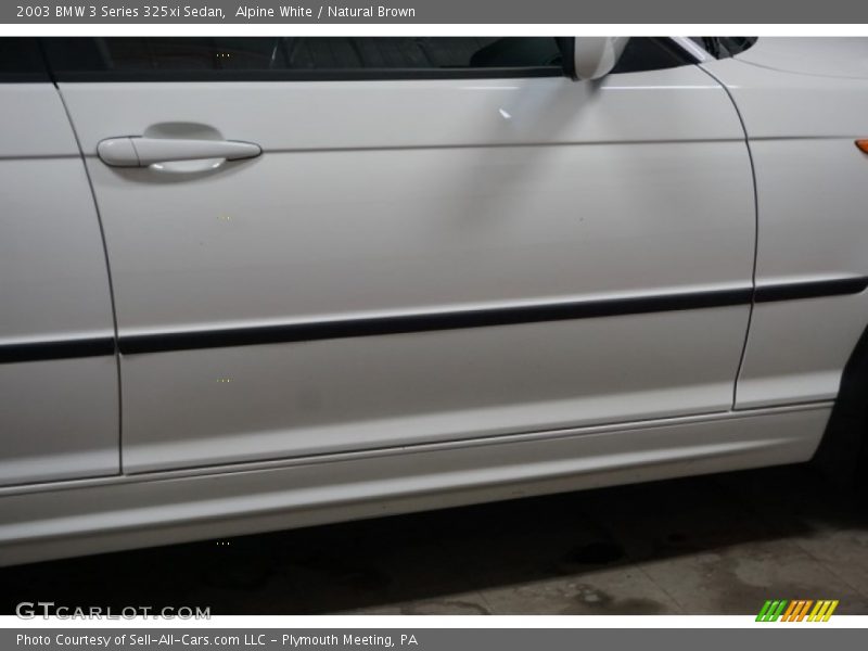 Alpine White / Natural Brown 2003 BMW 3 Series 325xi Sedan