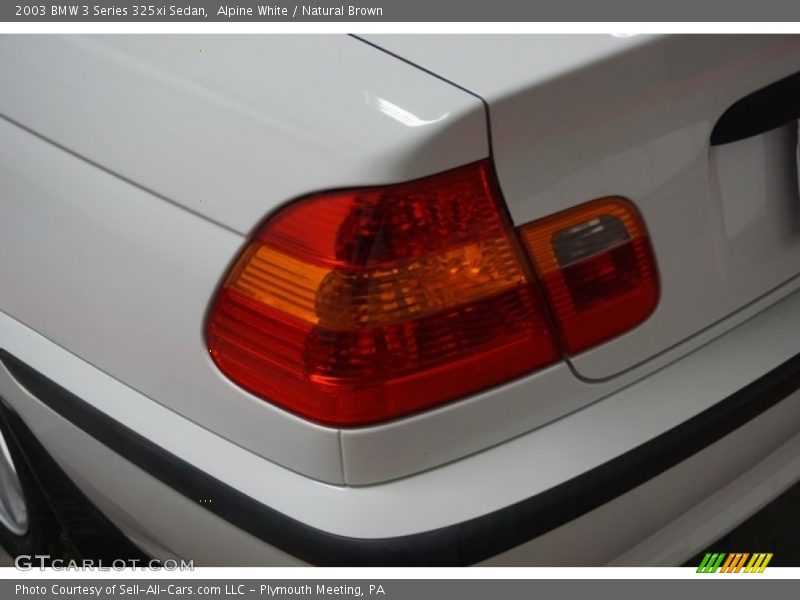 Alpine White / Natural Brown 2003 BMW 3 Series 325xi Sedan