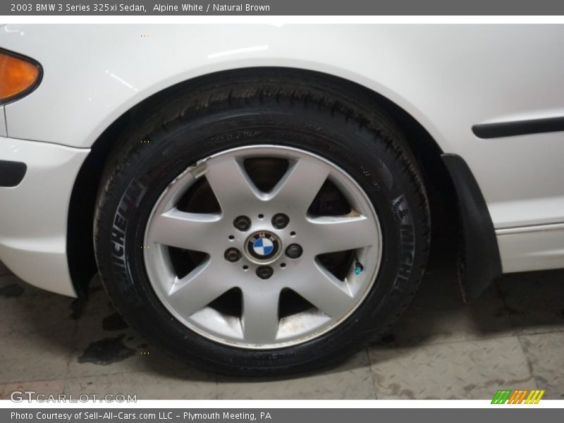 Alpine White / Natural Brown 2003 BMW 3 Series 325xi Sedan