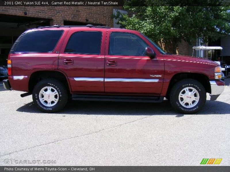 Garnet Red Metallic / Neutral Tan/Shale 2001 GMC Yukon SLE 4x4