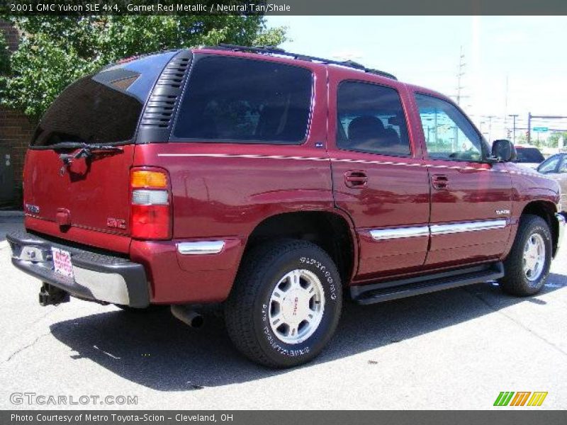 Garnet Red Metallic / Neutral Tan/Shale 2001 GMC Yukon SLE 4x4