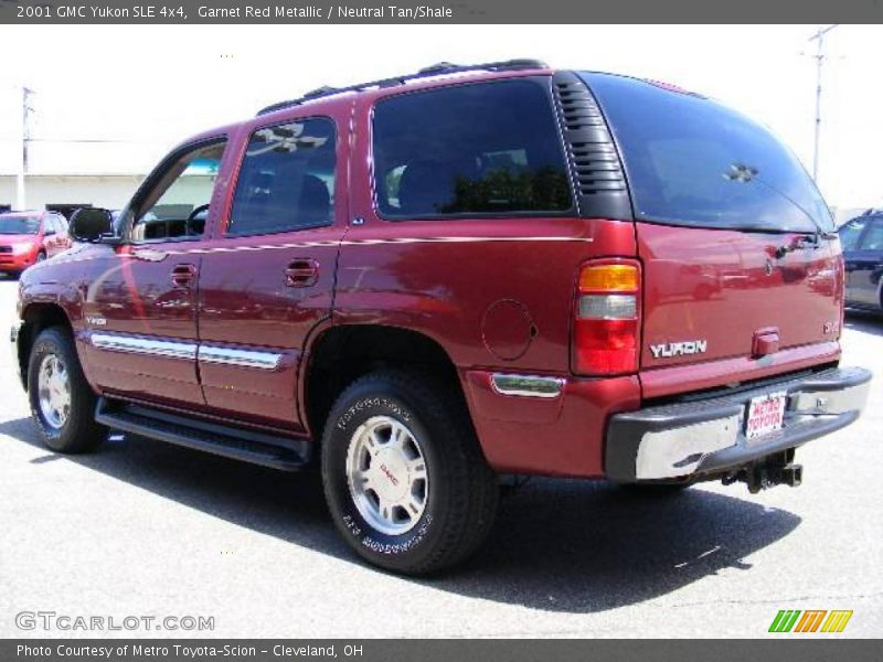 Garnet Red Metallic / Neutral Tan/Shale 2001 GMC Yukon SLE 4x4