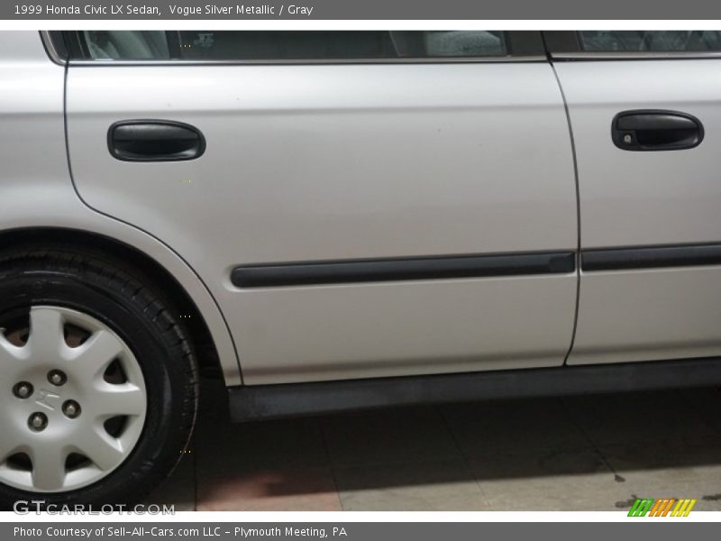Vogue Silver Metallic / Gray 1999 Honda Civic LX Sedan