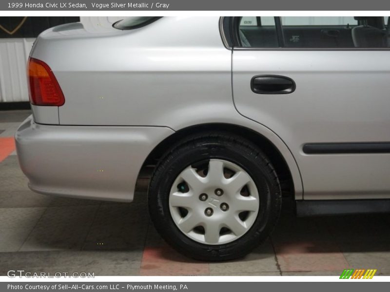 Vogue Silver Metallic / Gray 1999 Honda Civic LX Sedan