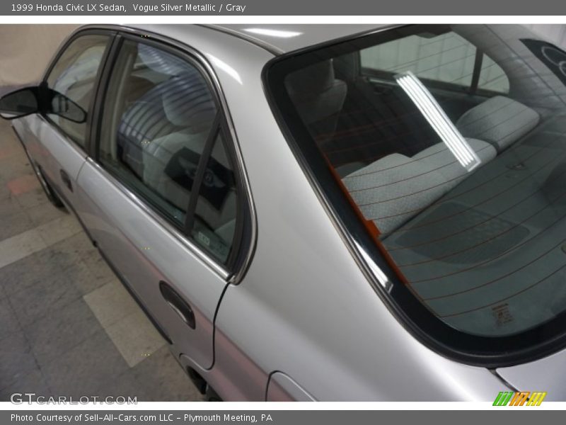 Vogue Silver Metallic / Gray 1999 Honda Civic LX Sedan