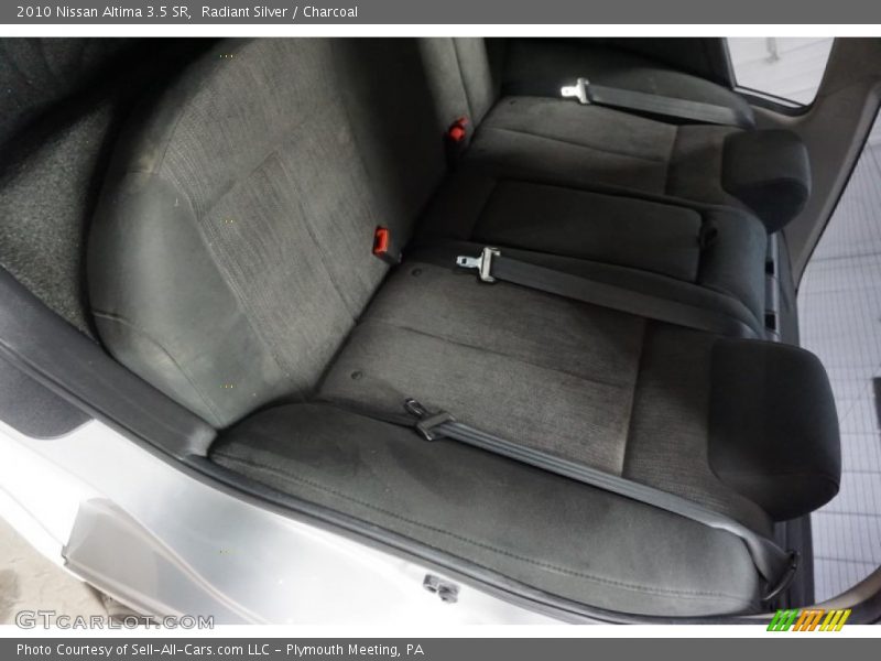 Radiant Silver / Charcoal 2010 Nissan Altima 3.5 SR