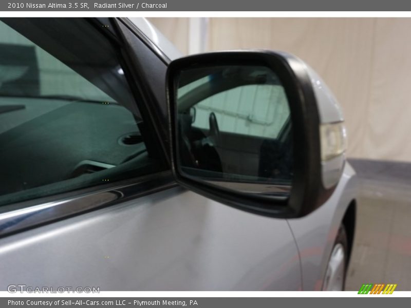 Radiant Silver / Charcoal 2010 Nissan Altima 3.5 SR