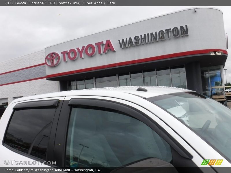Super White / Black 2013 Toyota Tundra SR5 TRD CrewMax 4x4