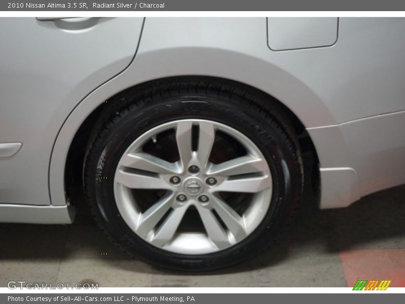 Radiant Silver / Charcoal 2010 Nissan Altima 3.5 SR