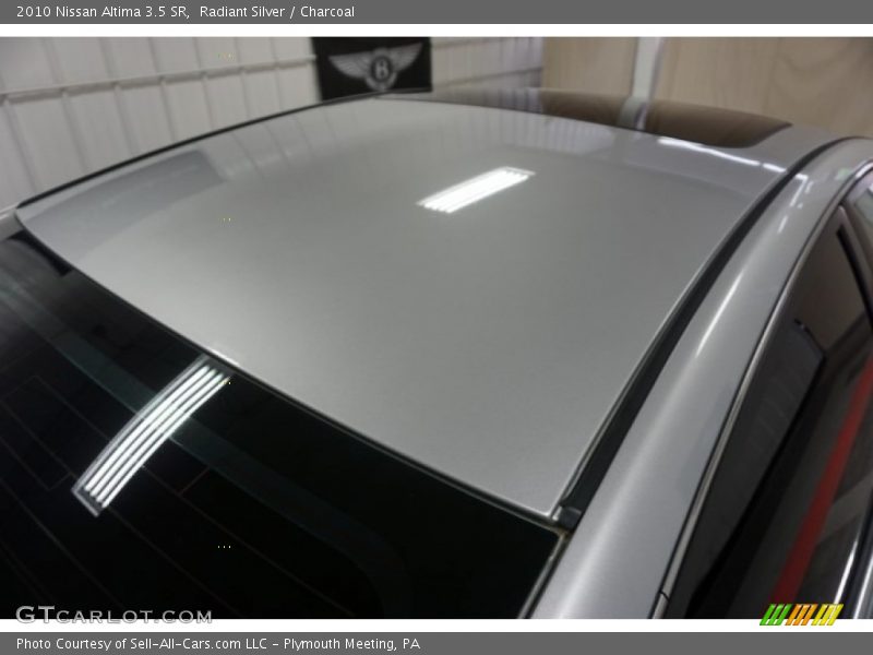 Radiant Silver / Charcoal 2010 Nissan Altima 3.5 SR