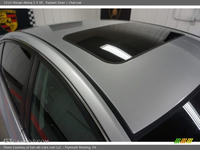 Radiant Silver / Charcoal 2010 Nissan Altima 3.5 SR