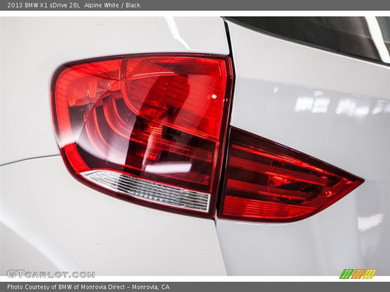 Alpine White / Black 2013 BMW X1 sDrive 28i