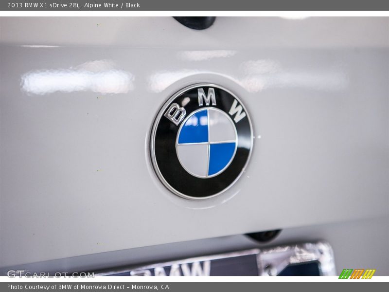 Alpine White / Black 2013 BMW X1 sDrive 28i