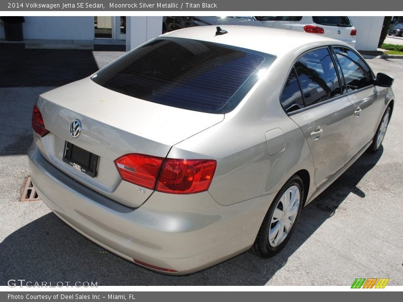 Moonrock Silver Metallic / Titan Black 2014 Volkswagen Jetta SE Sedan