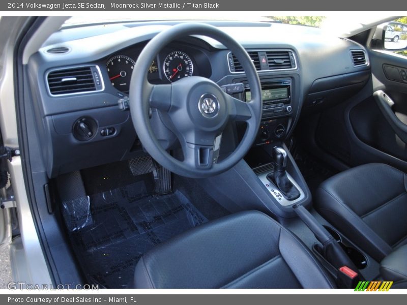 Moonrock Silver Metallic / Titan Black 2014 Volkswagen Jetta SE Sedan