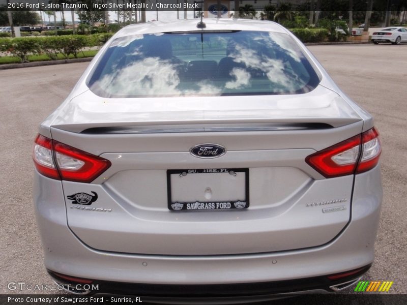 Ingot Silver Metallic / Charcoal Black 2016 Ford Fusion Titanium
